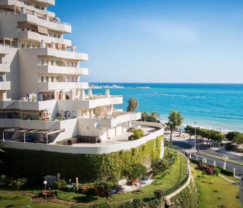 Benalbeach Estudio Premium Benalmadena Exterior photo